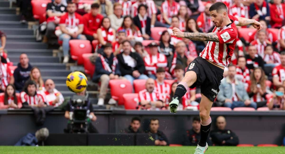 Contratiempo en el Athletic: Oihan Sancet, fuera de juego por lesión