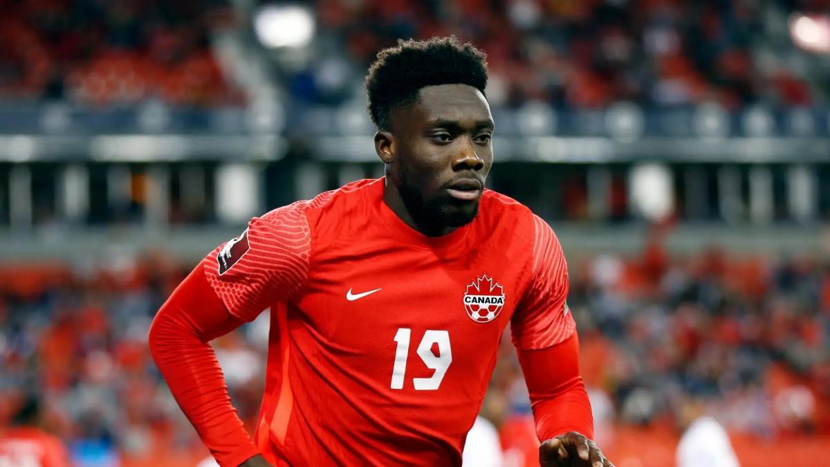 Alphonso Davies, baja de larga duración: se rompe el cruzado