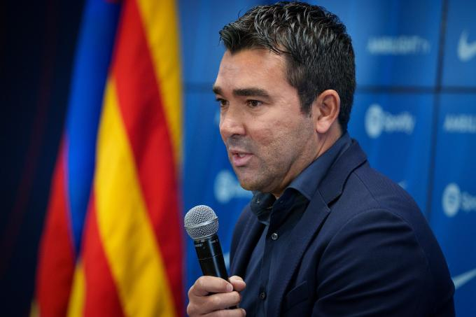Deco y dos movimientos clave en el Barça antes del adiós de Xavi Hernández