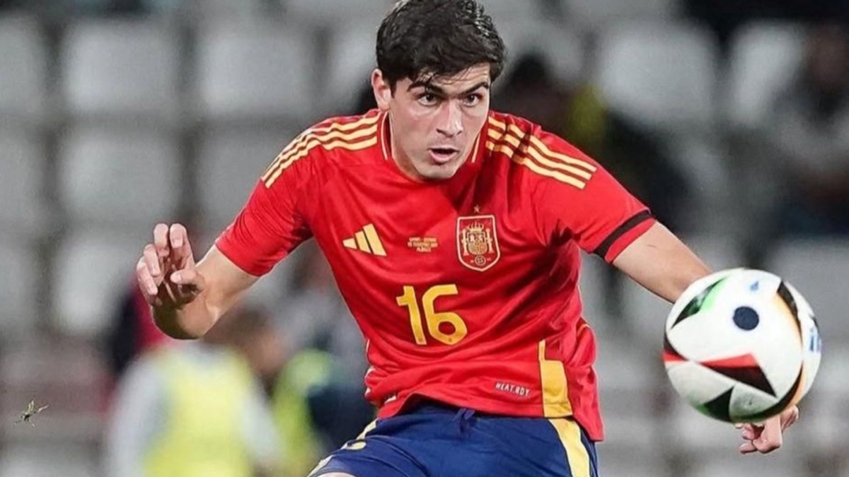 Napoli intensifica esfuerzos para adquirir a Juanlu Sánchez del Sevilla Napoli intensifica esfuerzos para adquirir a Juanlu Sánchez del Sevilla