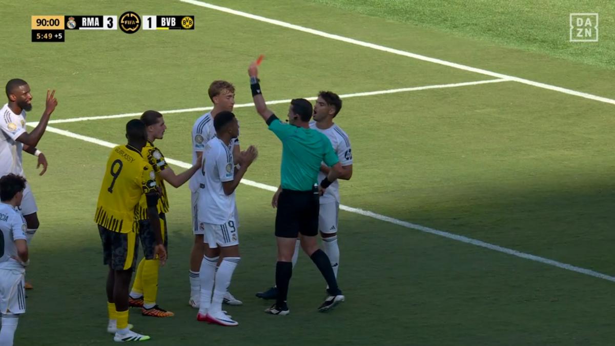 Real Madrid y el eterno debate arbitral: un informe que revela su poder en el fútbol español Real Madrid y el eterno debate arbitral: un informe que revela su poder en el fútbol español