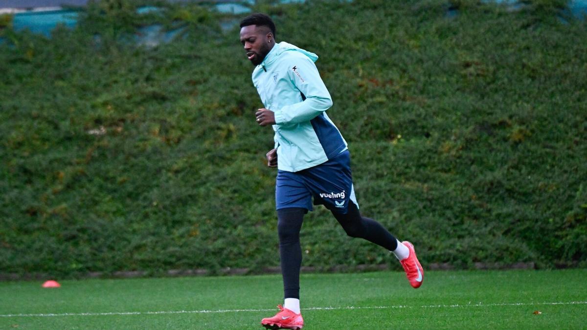 Iñaki Williams se reincorpora al entrenamiento, mientras Athletic afronta múltiples bajas