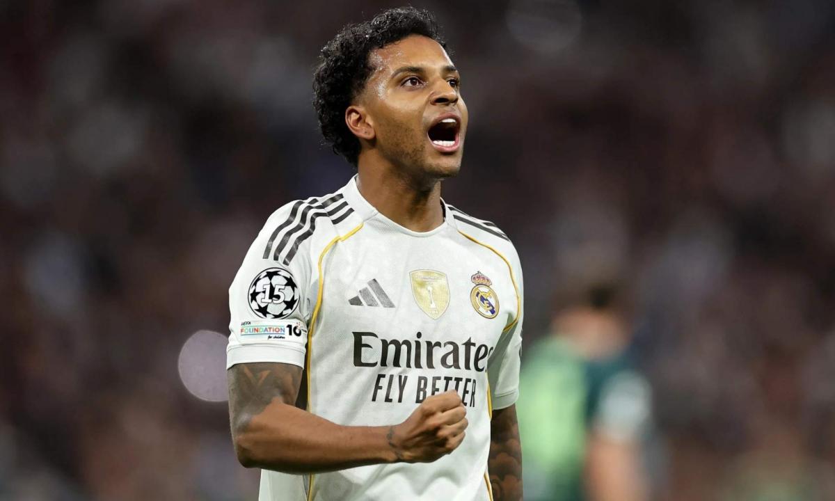 Rodrygo Goes sale por molestias en el encuentro contra Deportivo Alavés