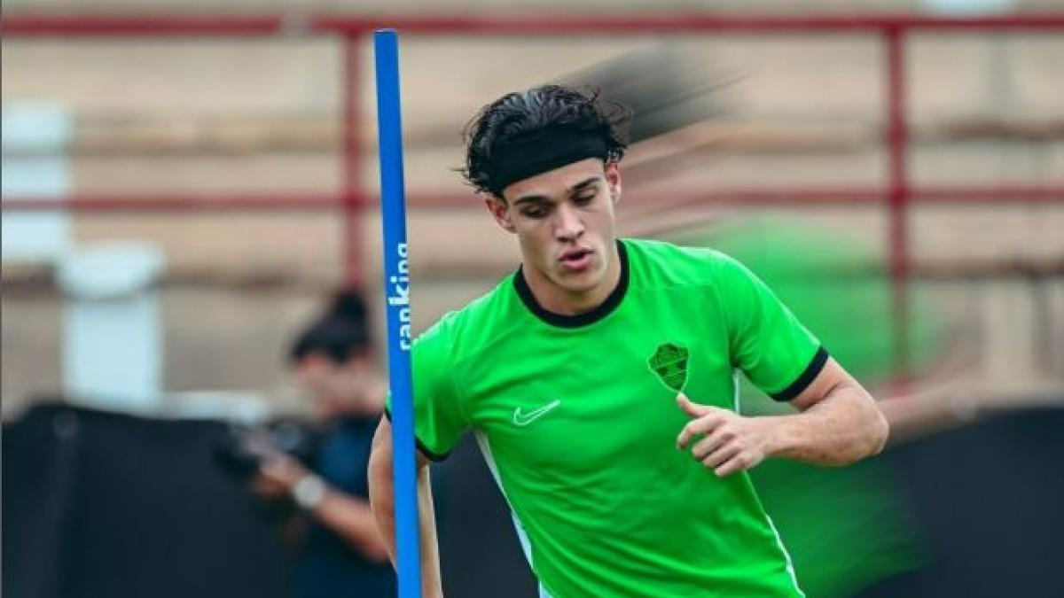 Héctor Fort se pierde el encuentro contra el Mallorca por molestias