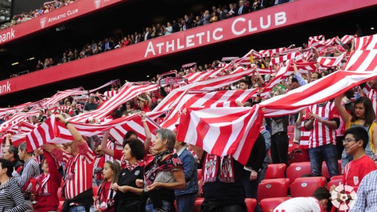 Malestar en la afición del Athletic Club por la gestión de fichajes