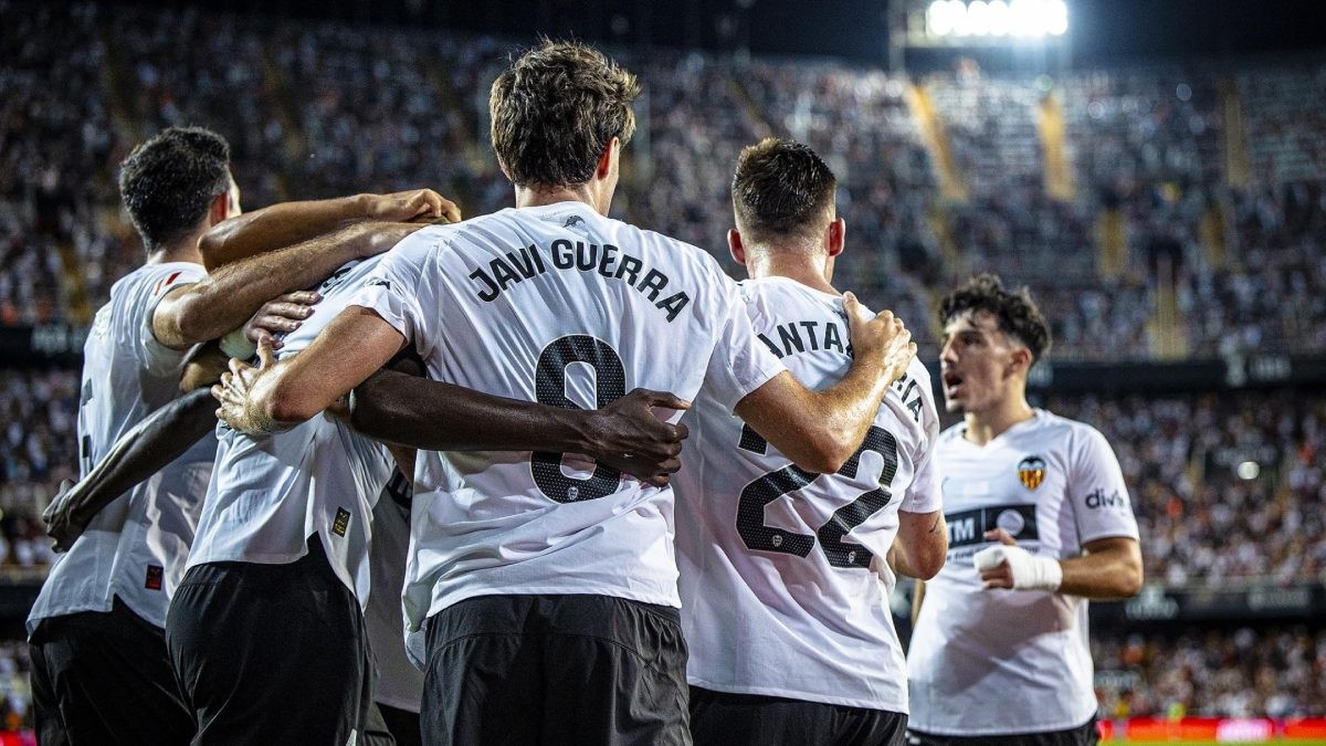 Aliou Dieng, nuevo refuerzo físico para el Valencia a coste cero