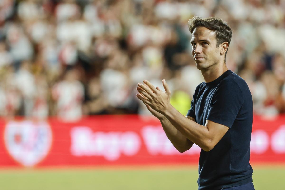 Íñigo Pérez, una opción que gana enteros en el Villarreal si Marcelino no continúa