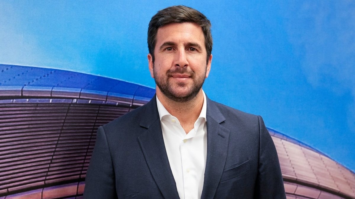 Enrique Riquelme prepara un bombazo con Cesc Fàbregas para el banquillo del Real Madrid
