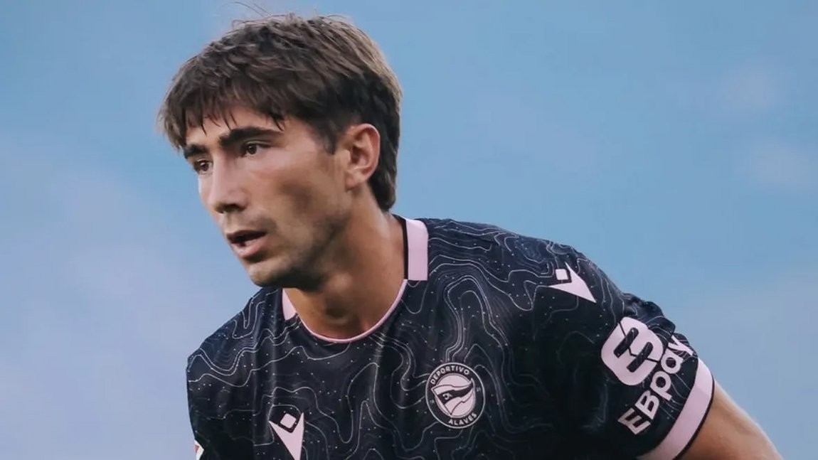 El Alavés, pendiente de las pruebas a Mikel Rodríguez por una posible lesión de cruzado