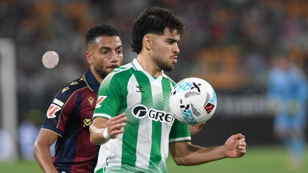 El Betis aclara la ausencia de Ez Abde y apunta cuándo podría volver