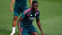 Konaté vuelve a Madrid con un esguince de rodilla: ¿llegará al partido ante el Villarreal?