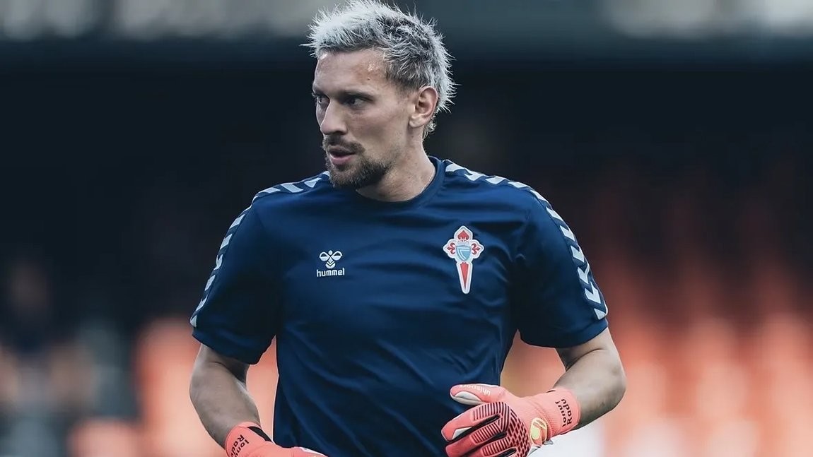 Preocupación en el Celta: Radu se somete a pruebas por sus molestias en el hombro