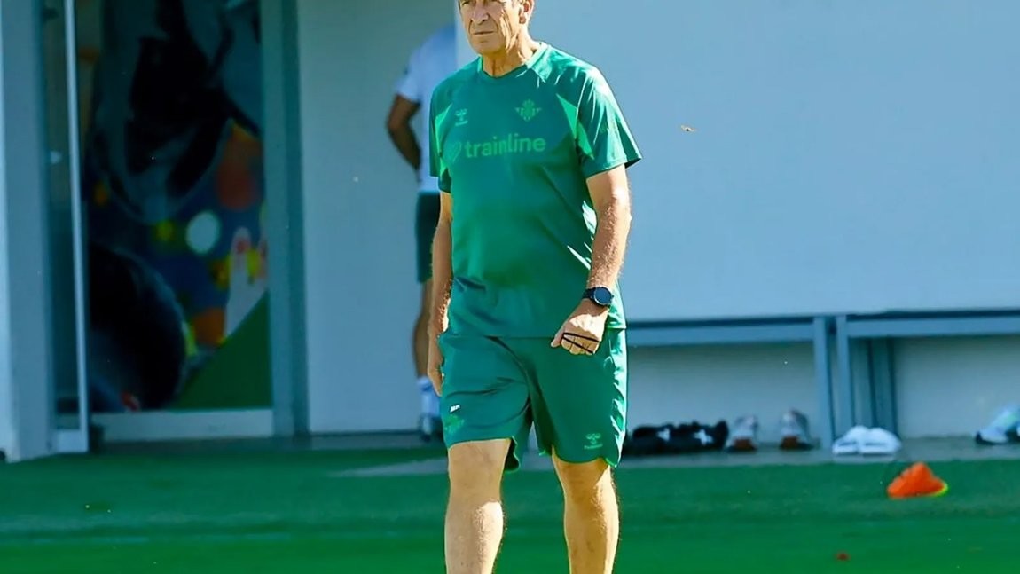 Las dudas de Pellegrini para el once del Betis contra el Barcelona