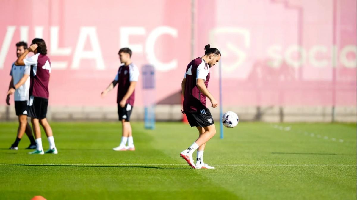 Kochorashvili da un paso al frente y Stassin centra la atención del Sevilla antes de Osasuna