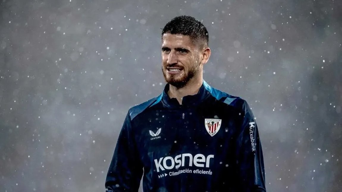 Sancet apunta al derbi: completa su primer entrenamiento con el grupo