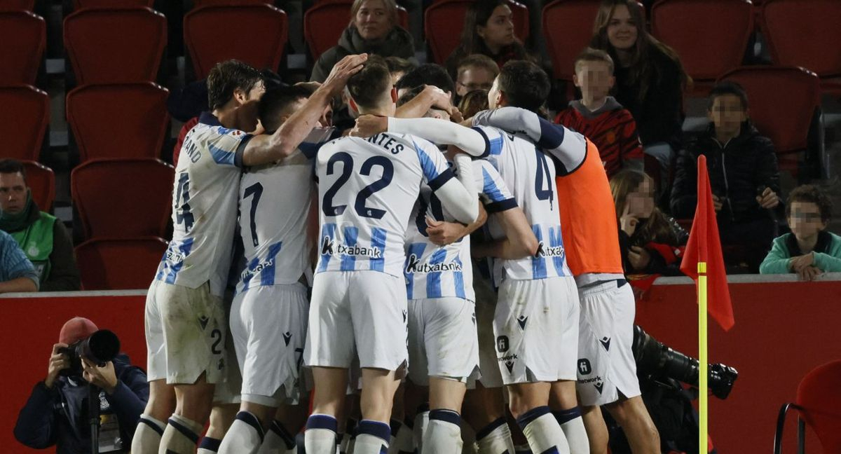 Rescate en el último minuto: Real Sociedad vence a Mallorca con diez jugadores