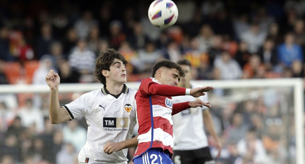 Aplazamiento del partido Granada-Valencia: Impacto en LaLiga Fantasy Aplazamiento del partido Granada-Valencia: Impacto en LaLiga Fantasy