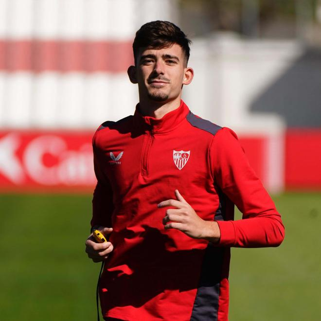 Recuperación y trabajo individual en el Sevilla FC