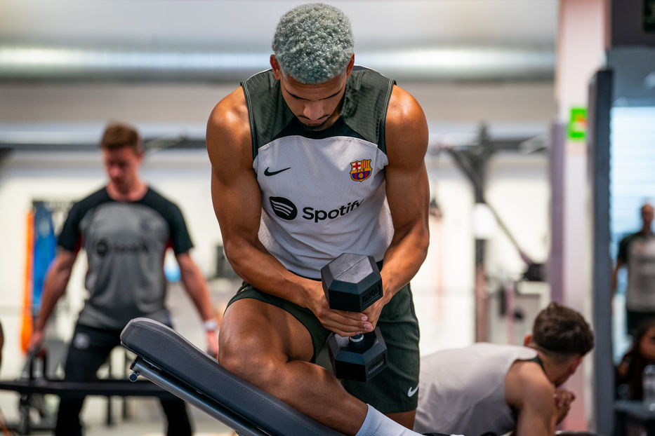 El Conteo Regresivo de Ronald Araújo: Pronto de Vuelta al Barça El Conteo Regresivo de Ronald Araújo: Pronto de Vuelta al Barça