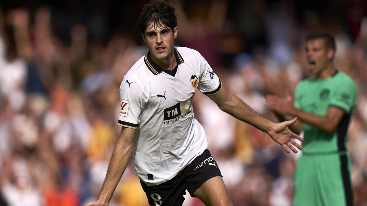 El Barcelona Evalúa la Incorporación de Javi Guerra del Valencia El Barcelona Evalúa la Incorporación de Javi Guerra del Valencia